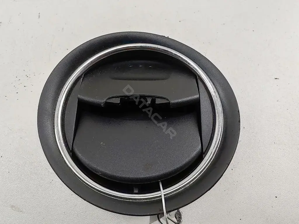 Дефлектор обдува салона 6M21U018B09ADW