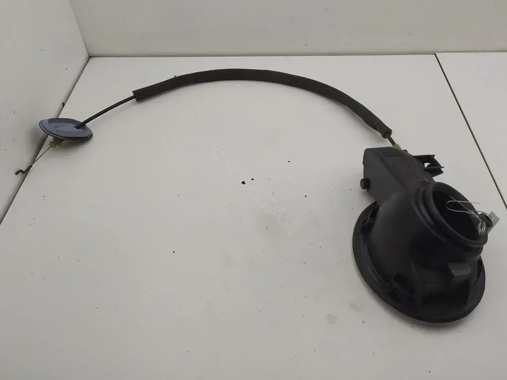 Крышка лючка топливного бака AV11R27936AD