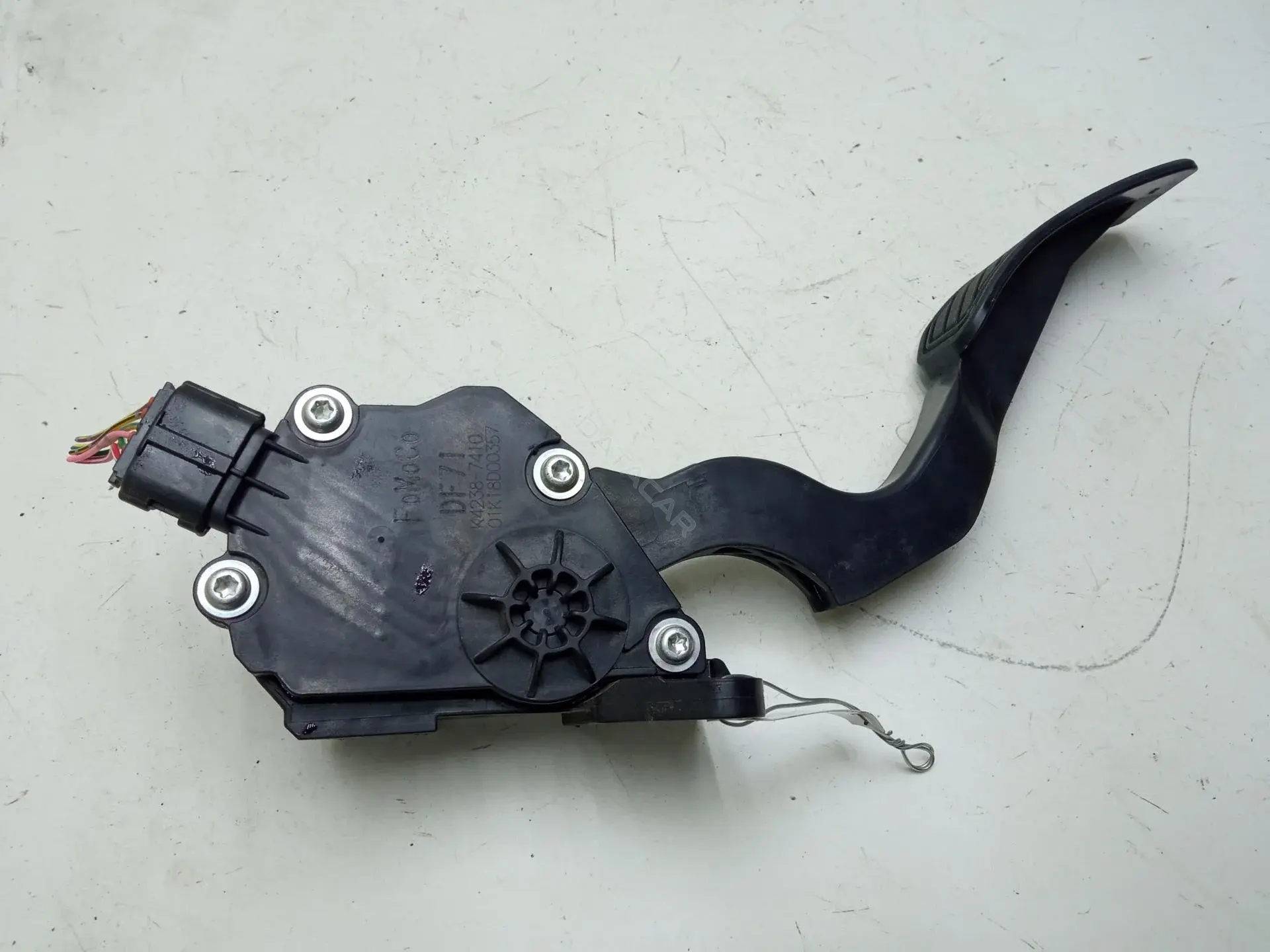Педаль газа DF71K42387410