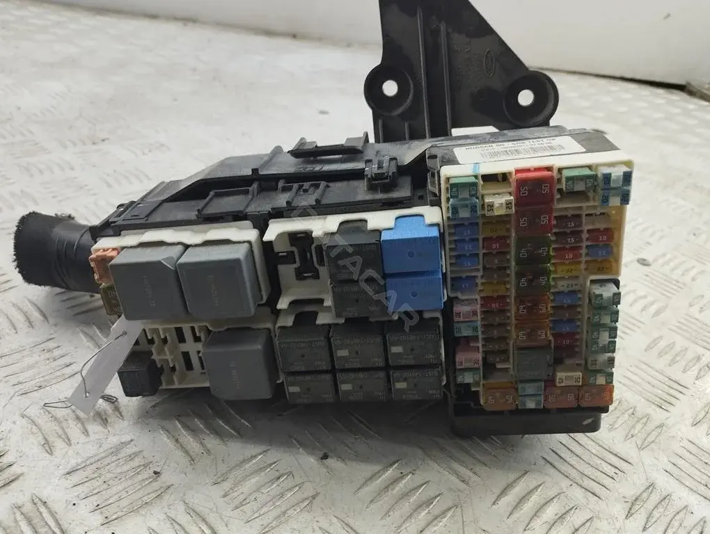 Блок предохранителей GK3T14401BWC