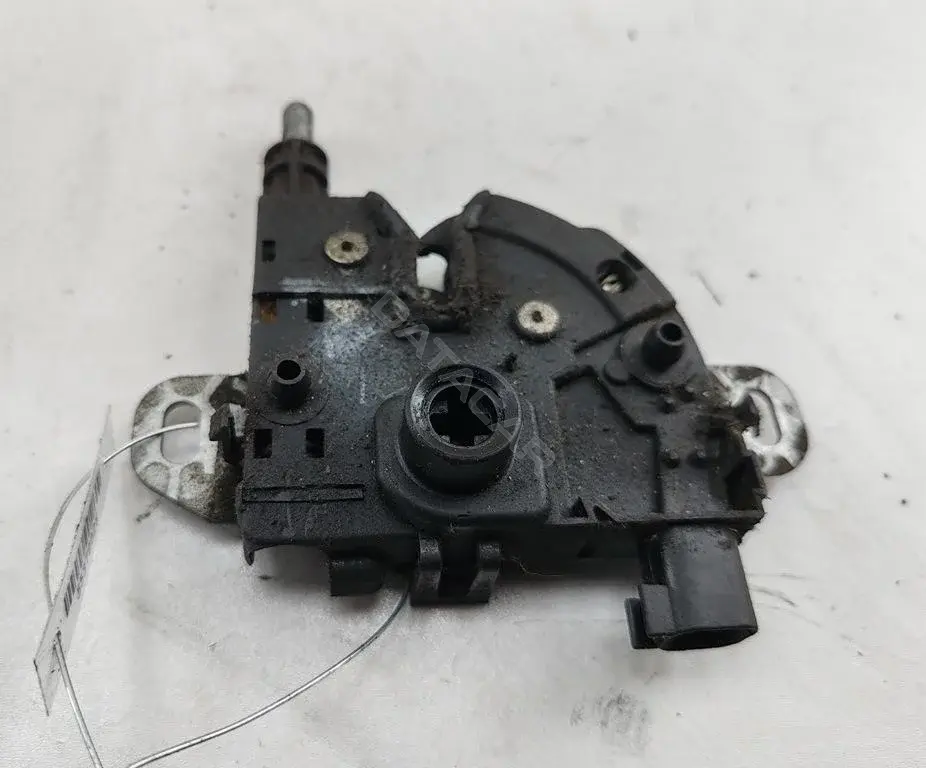 Замок капота 3M5116700AB