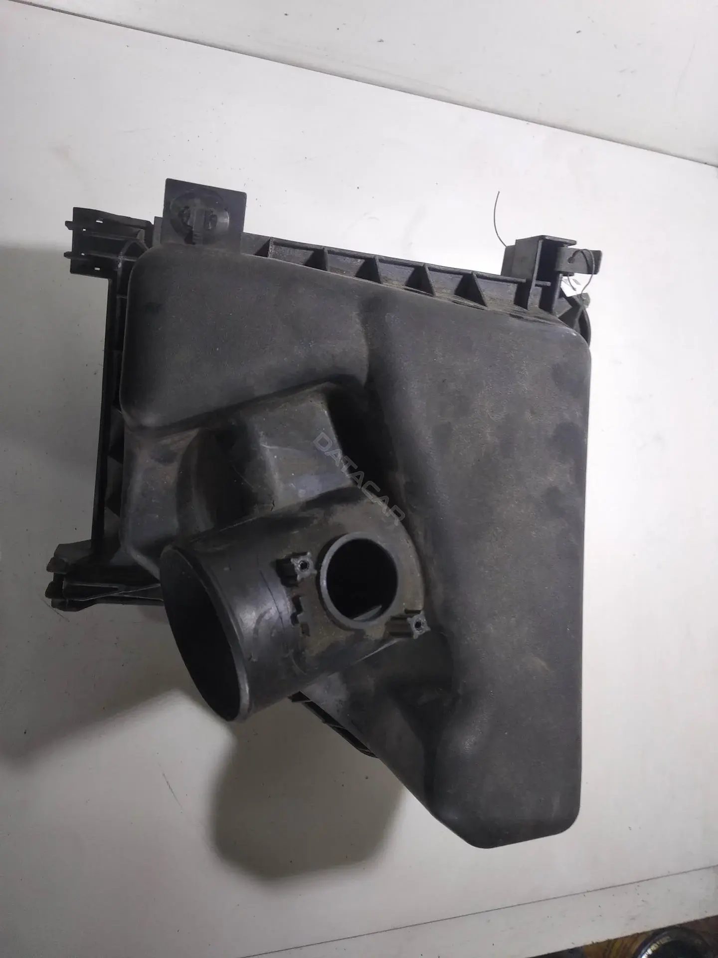 Корпус воздушного фильтра 17701-0R020, 17705-0R022