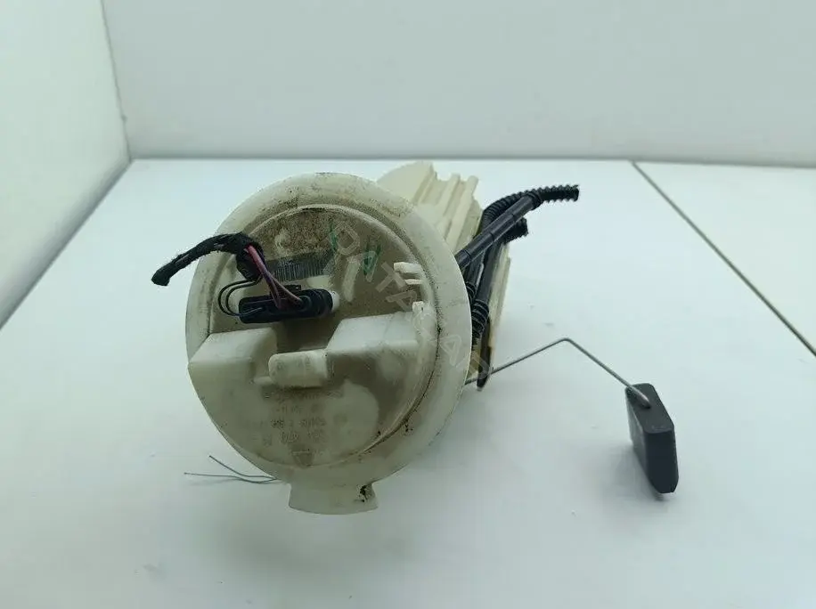 Топливный насос 2044700594