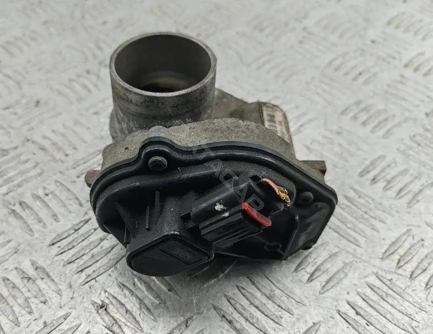 Дроссельная заслонка 2S6UGA