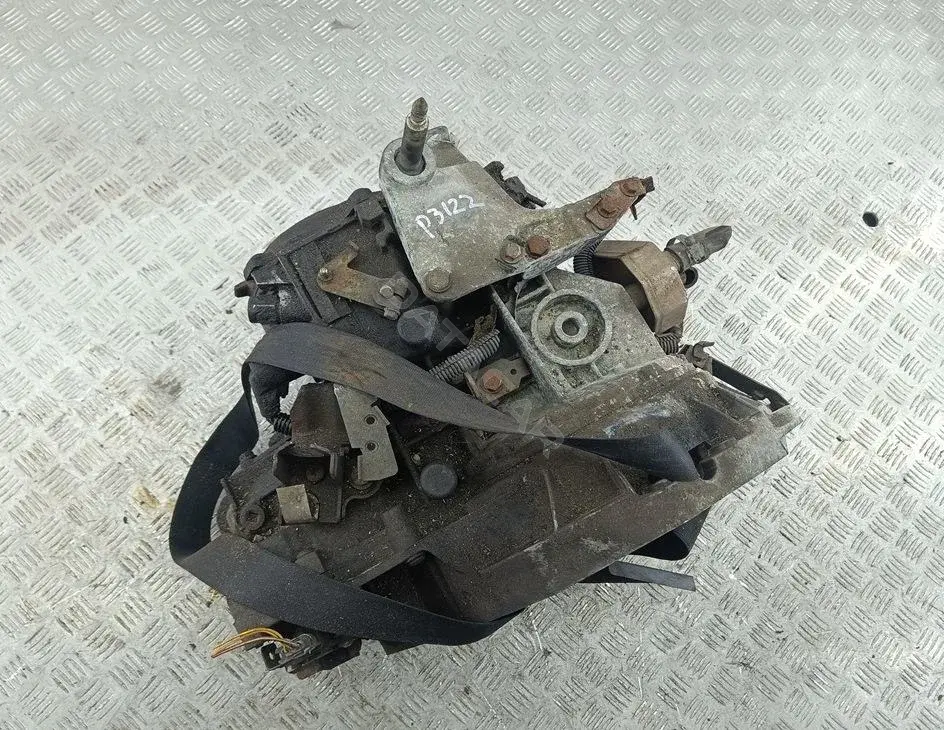 Автоматическая коробка передач (АКПП) 7701681339