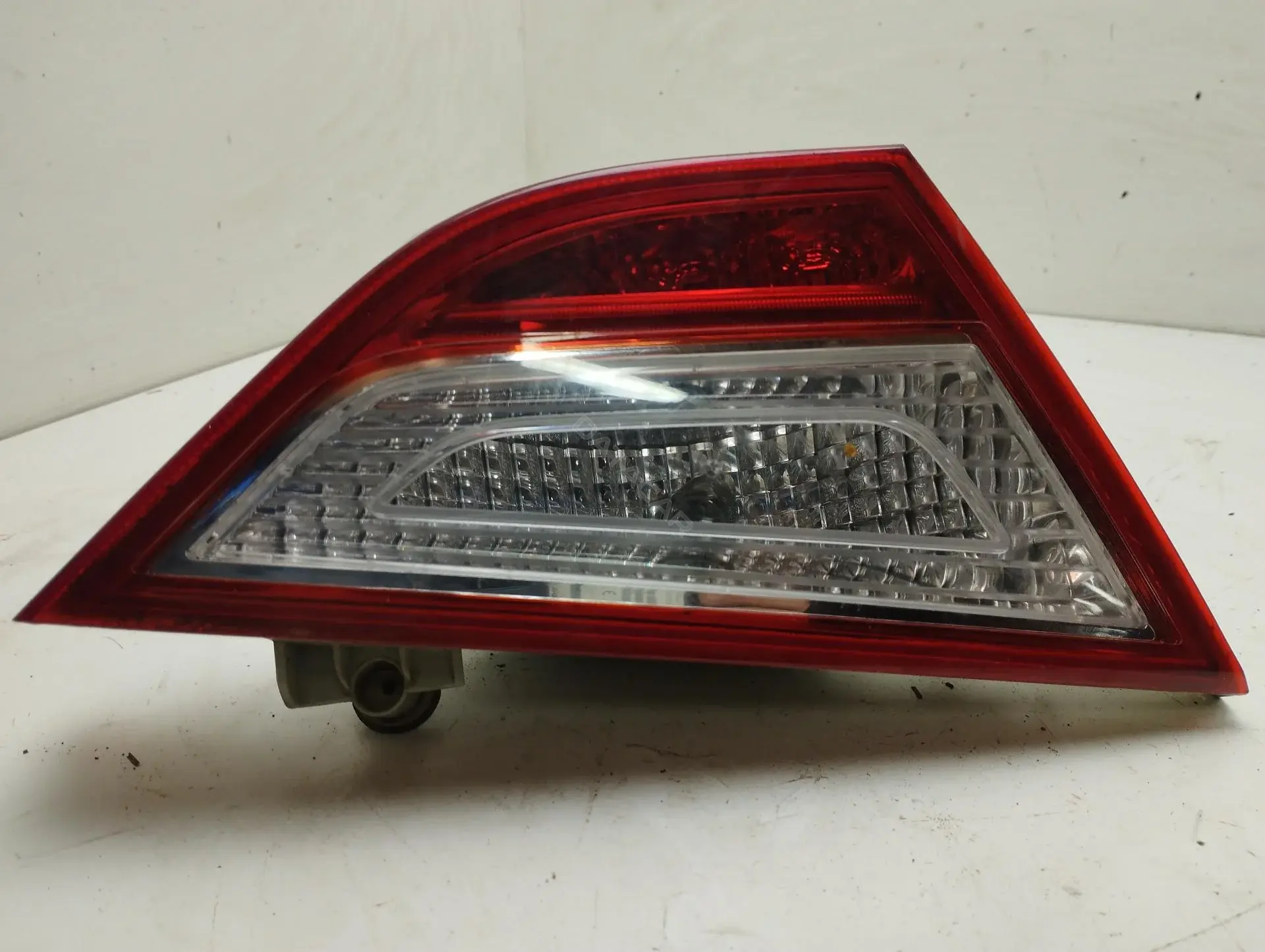 Задние фонари 924033S1