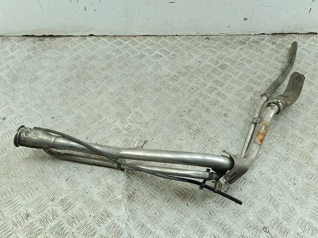 Заливная горловина 3M519032AK