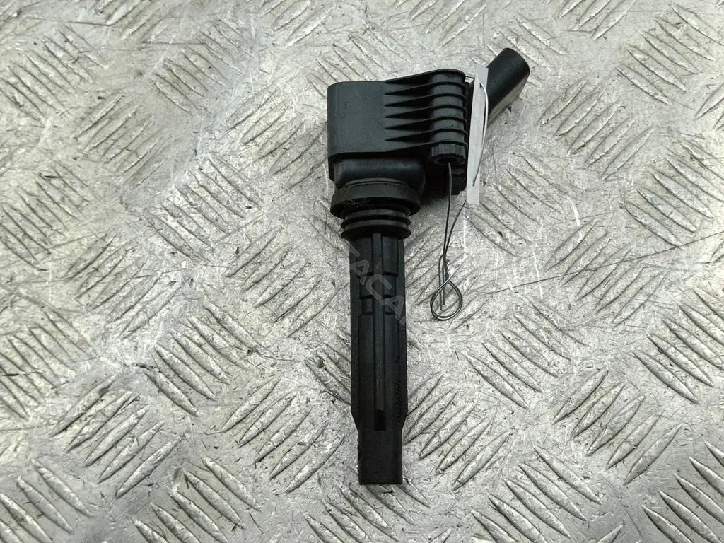 Катушка зажигания 04C905110L