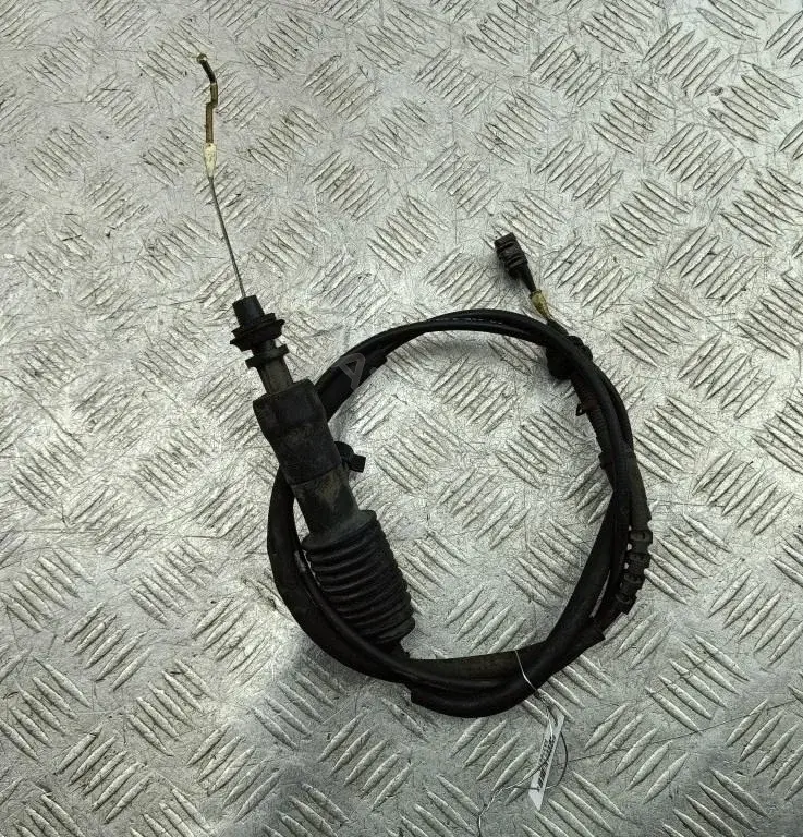 Трос газа 701721555L