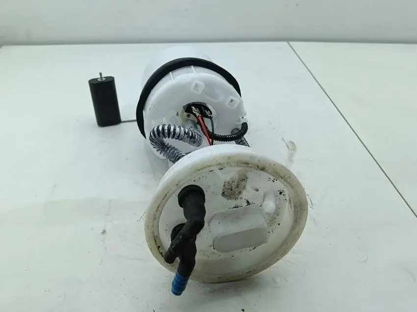 Топливный насос 705656070