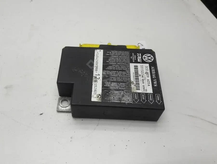 Блок управления подушками безопасности 3c0909605a