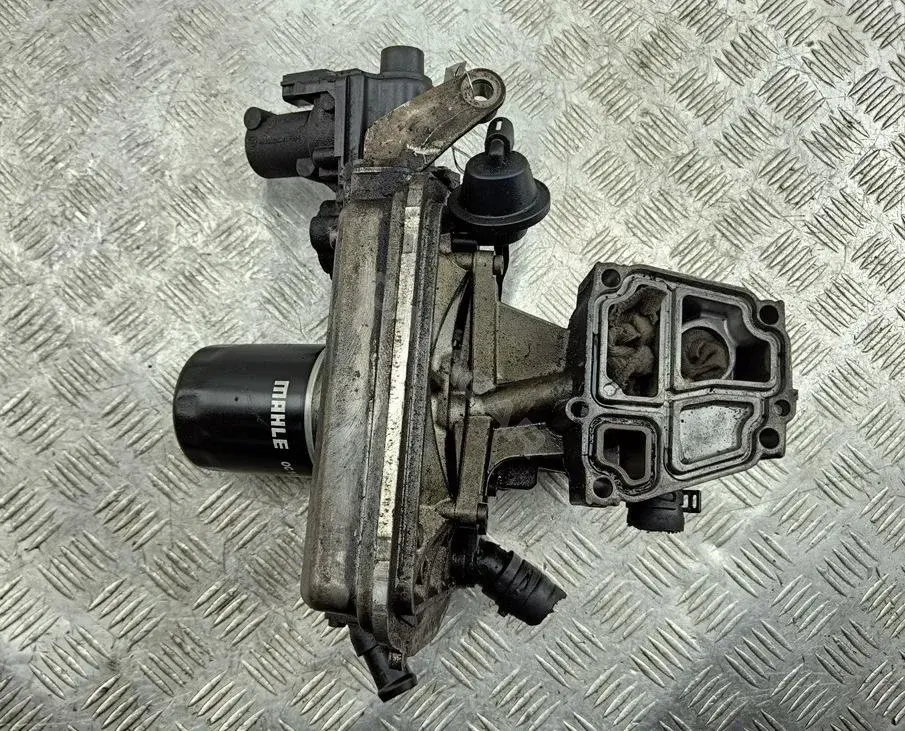 Корпус масляного фильтра 03L115512A