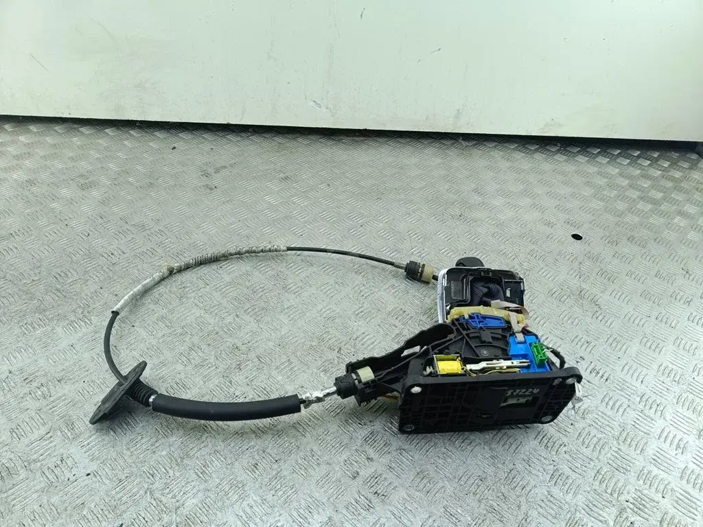 Кулиса 7G917C456AE