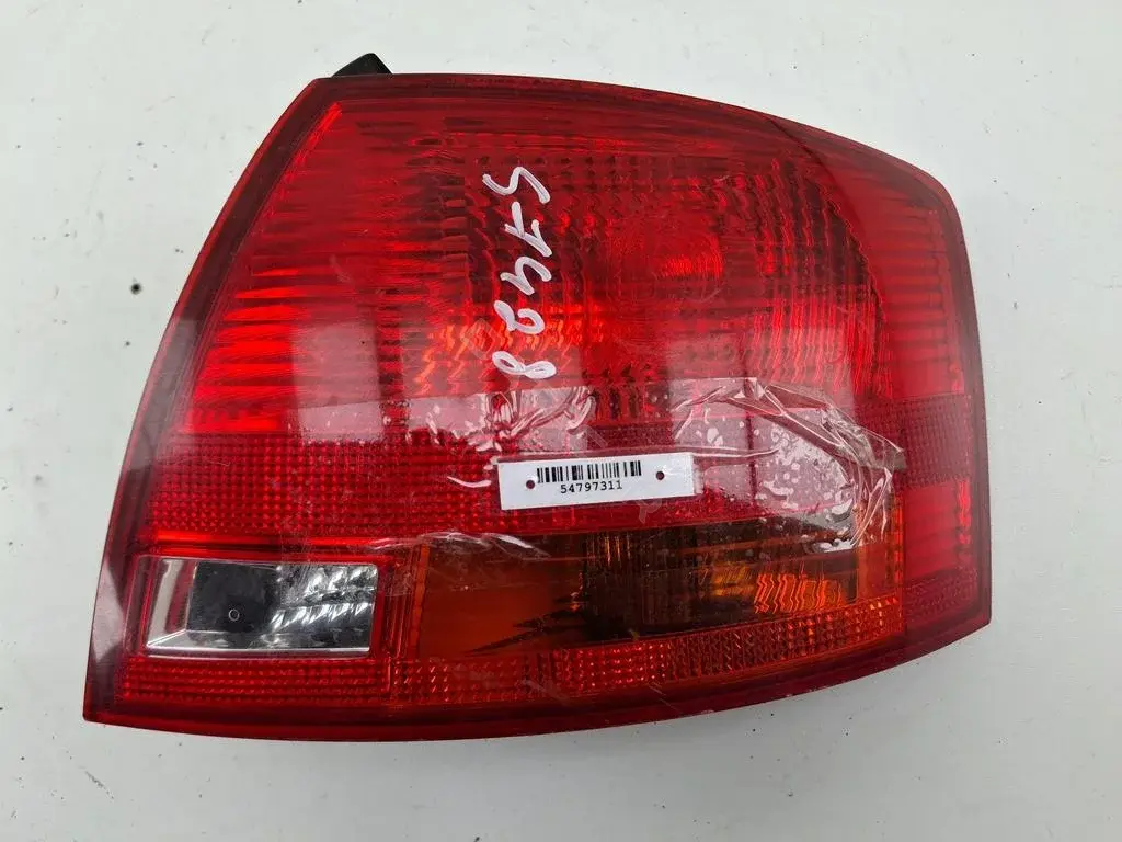 Задние фонари 8E9945096C