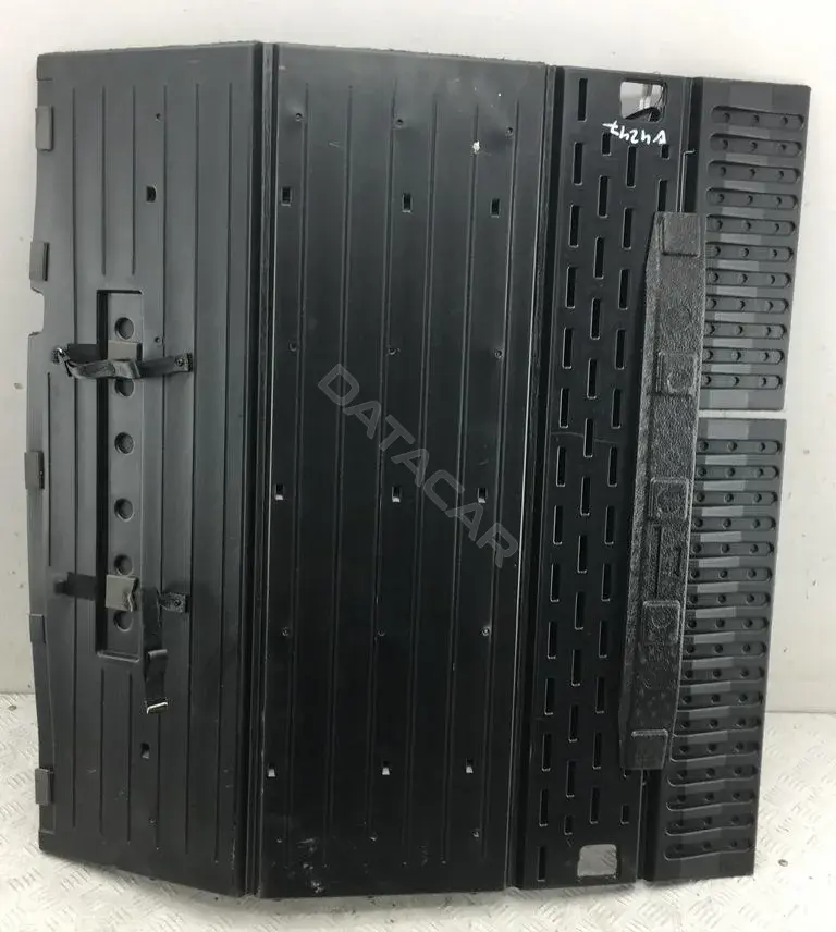 Полка багажника L0255117AA-02