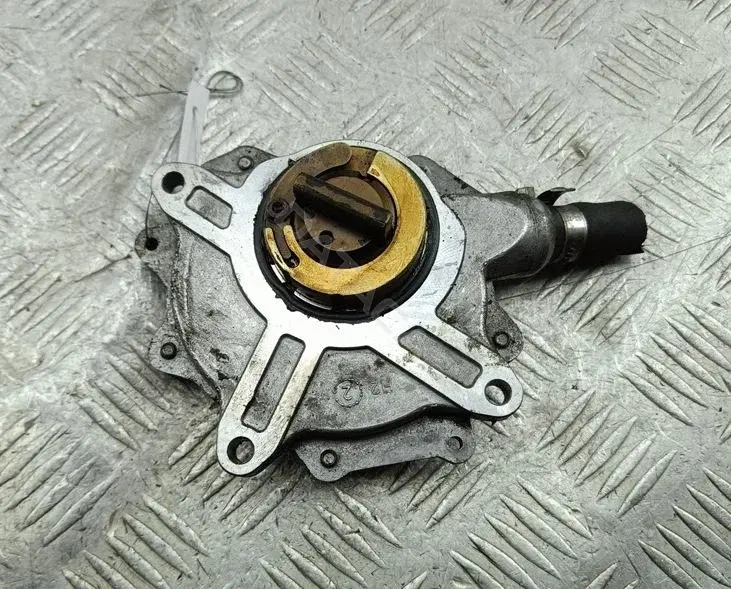 Вакуумный насос 7502656