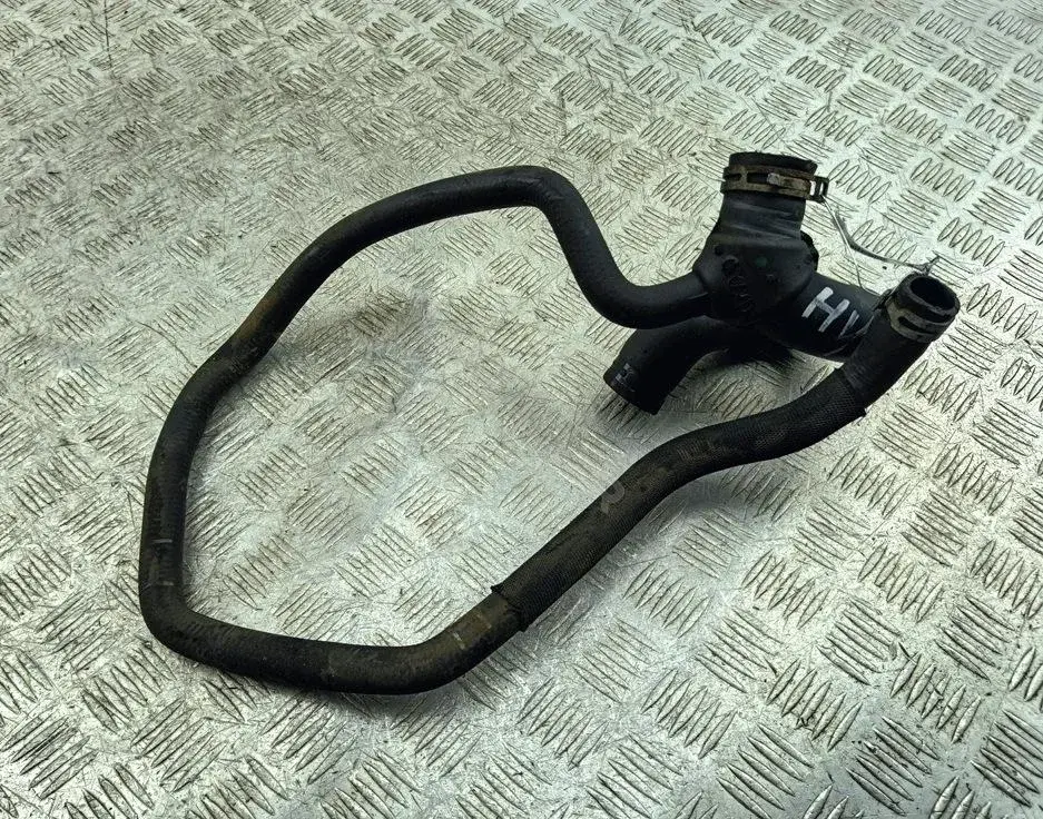 Патрубки системы охлаждения 13161004