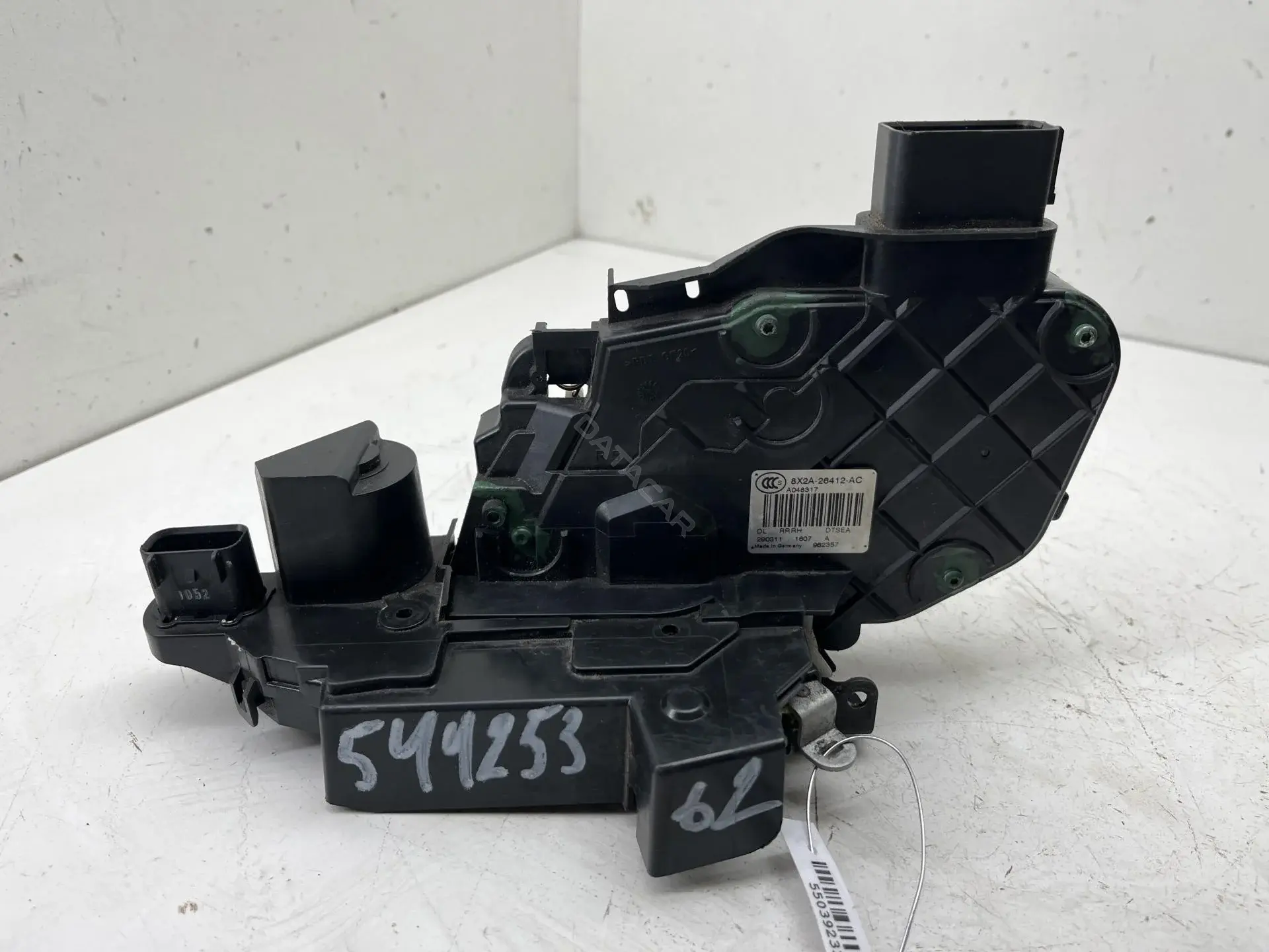 Замок двери 8X2A26412AC