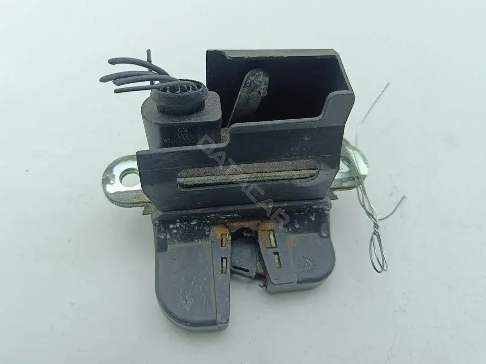 Замок крышки багажника 3C9827645A