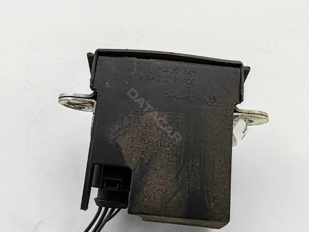 Замок крышки багажника 3C9827645A