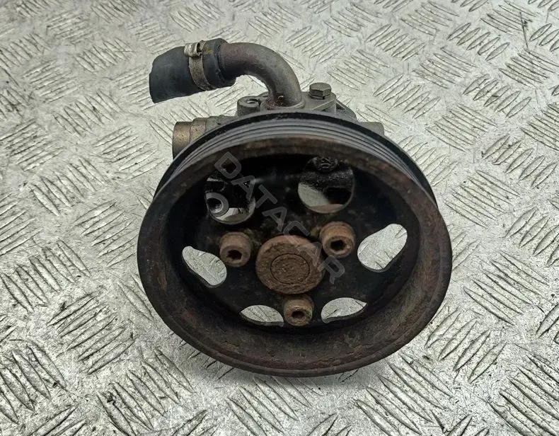 Насос гидроусилителя руля 8D0145156L