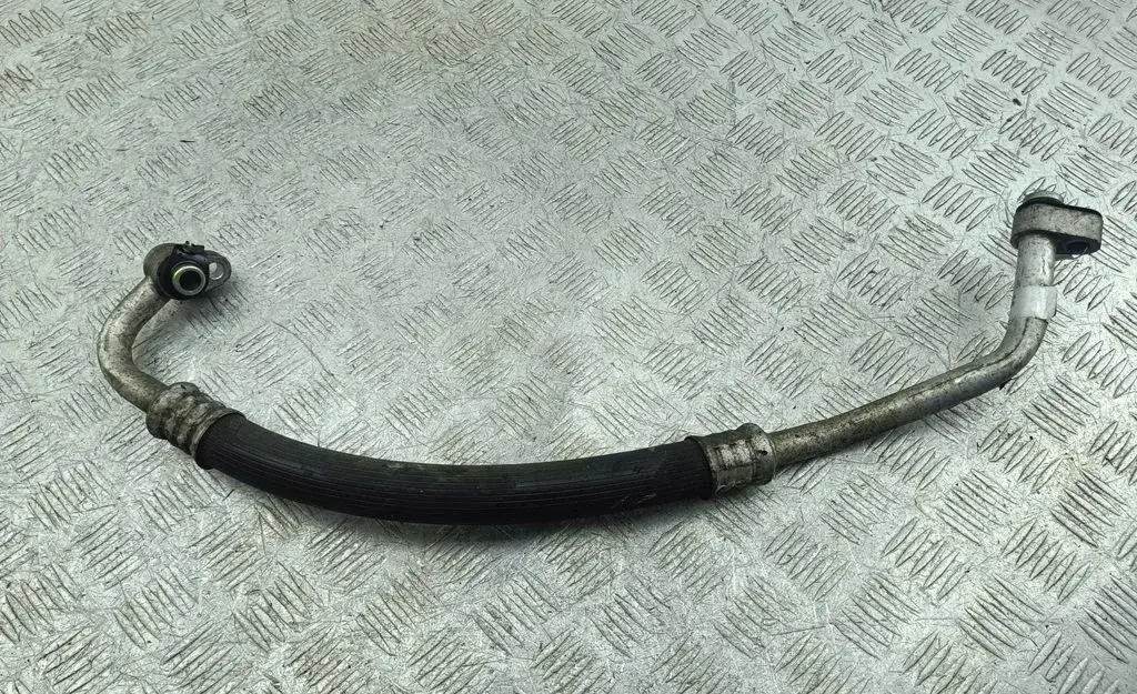 Трубка кондиционера 05058151AB