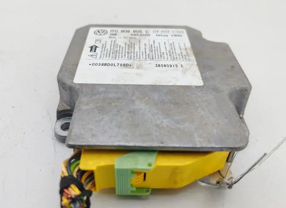 Блок управления подушками безопасности 1T0909605C