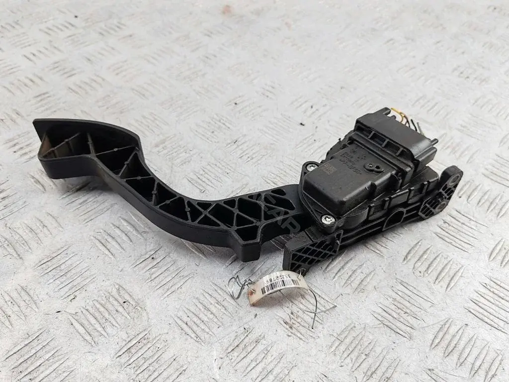 Педаль газа 4M519F836AH