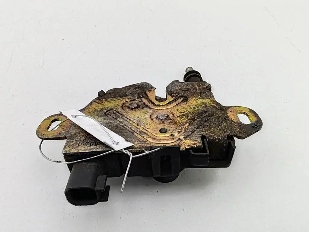 Замок капота XS4116700CC