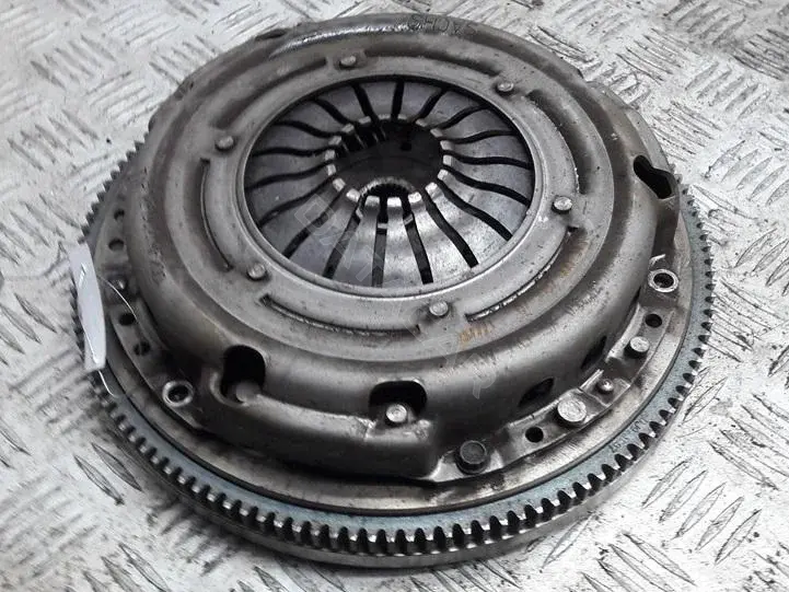 Маховик 03D105269