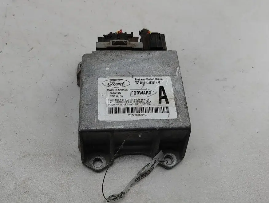 Блок управления подушками безопасности 5L8414B321AF