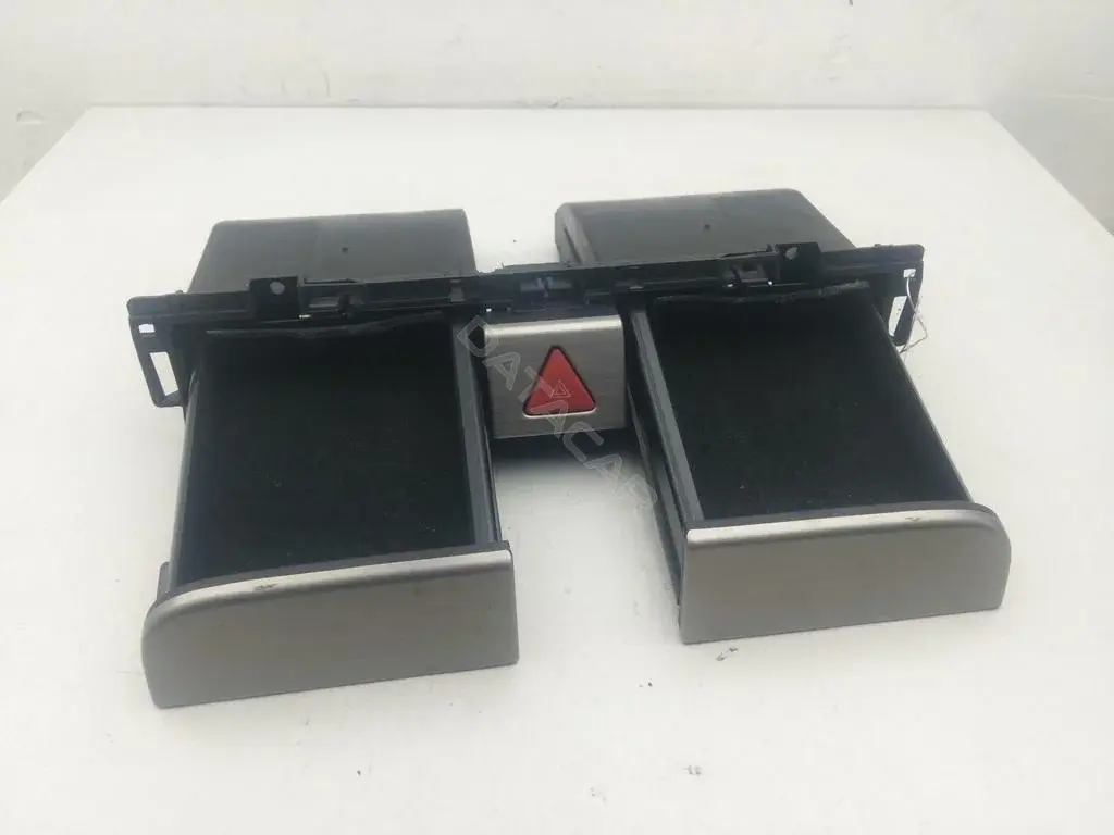 Бардачок 3C0858407