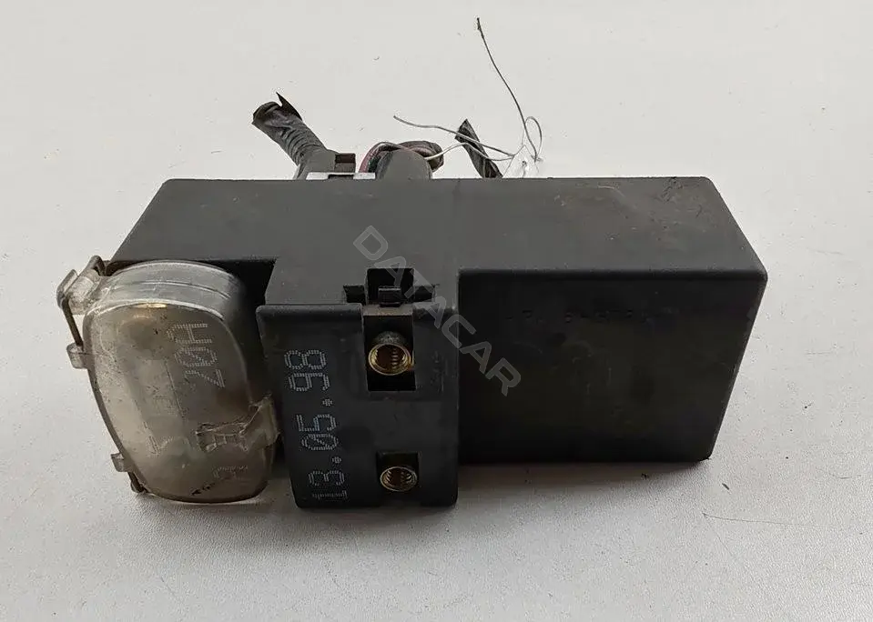 Реле вентилятора 7M0000317, 95VW8653AA