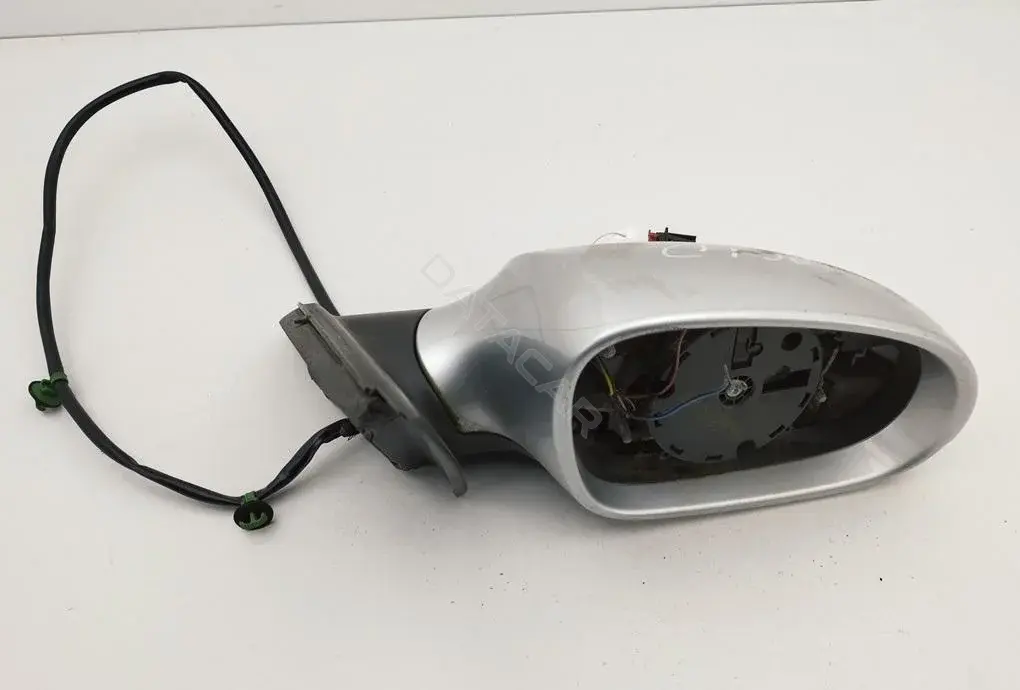 Наружное зеркало 3C0857934
