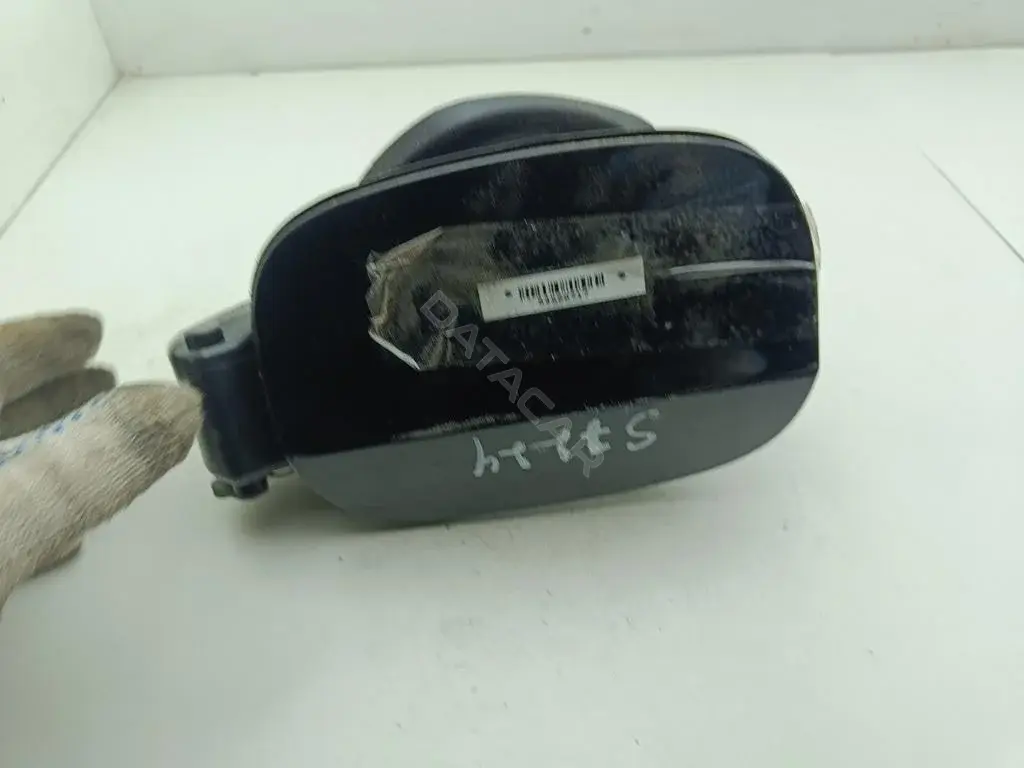 Крышка лючка топливного бака 7S71A405A02AA
