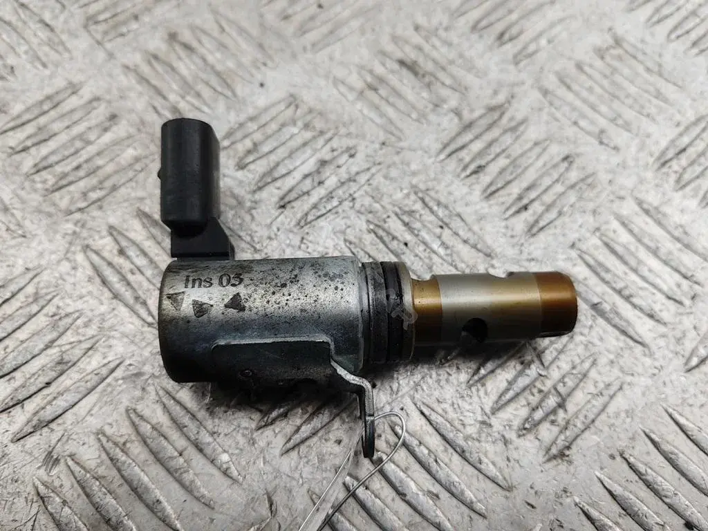 Клапан фаз газораспределения 03C906455A