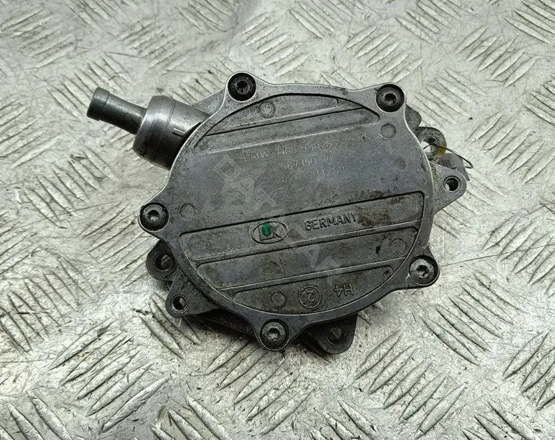 Вакуумный насос 7502656