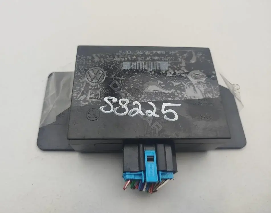 Блок комфорта 1J0959799H