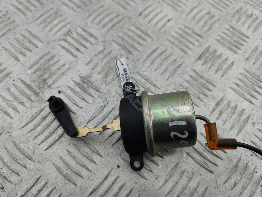 Кран отопителя (печки) 98VW18K376AA