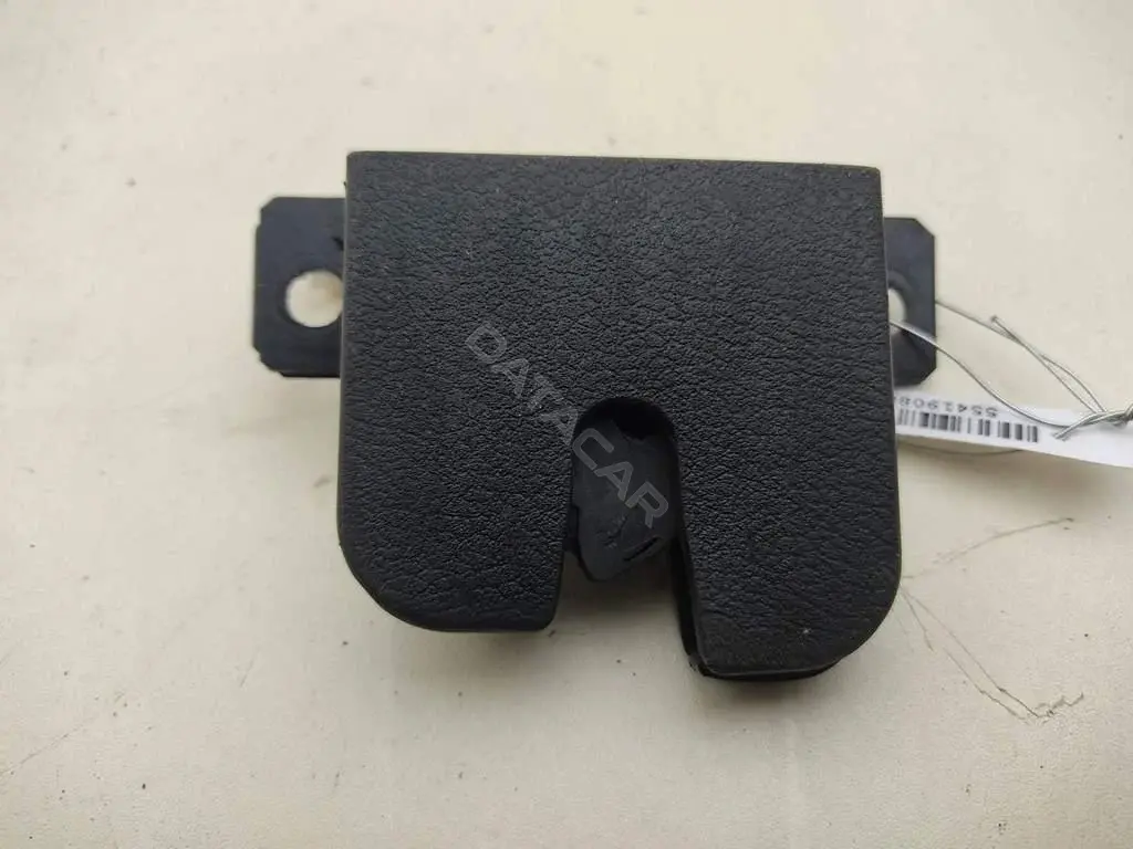 Замок крышки багажника 3B9827505E