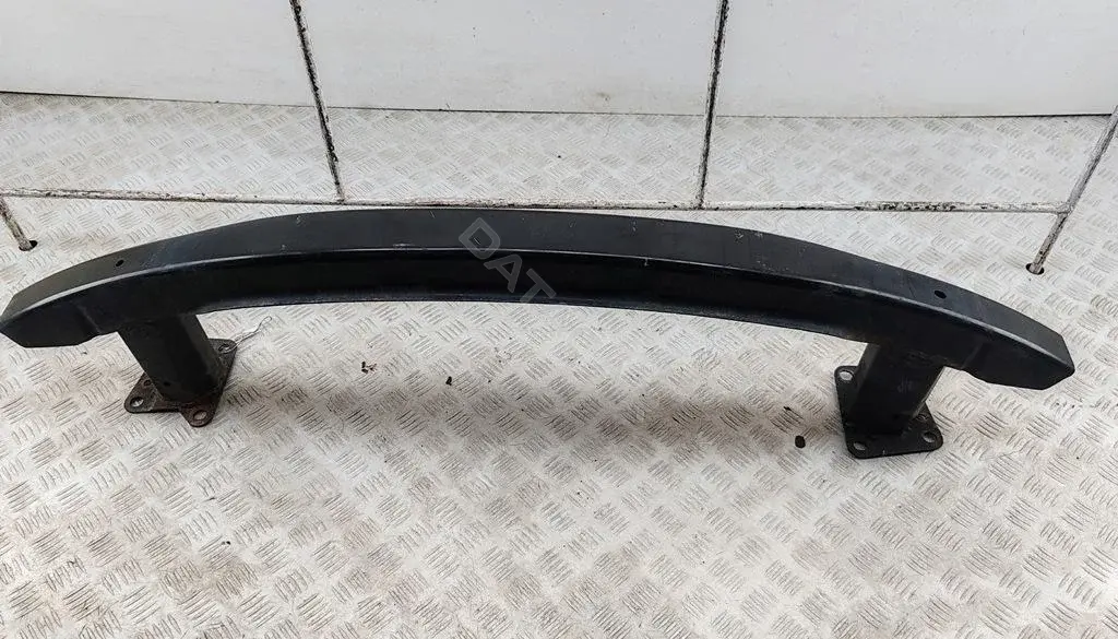 Усилитель бампера 3B0807560B