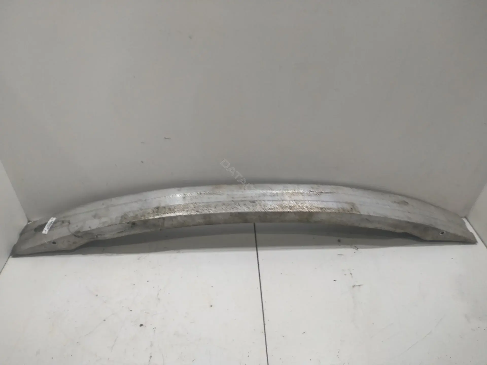 Усилитель бампера 8N0807108D