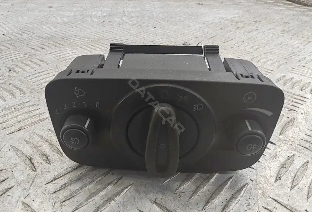 Переключатель подрулевой 8G9T13A024
