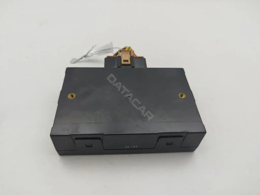 Блок управления крышкой багажника 3D0909610C