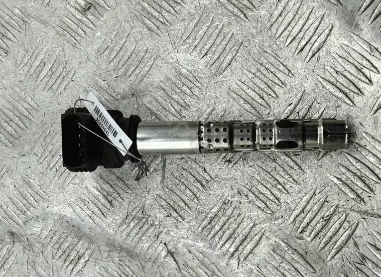 Катушка зажигания 06F905115F