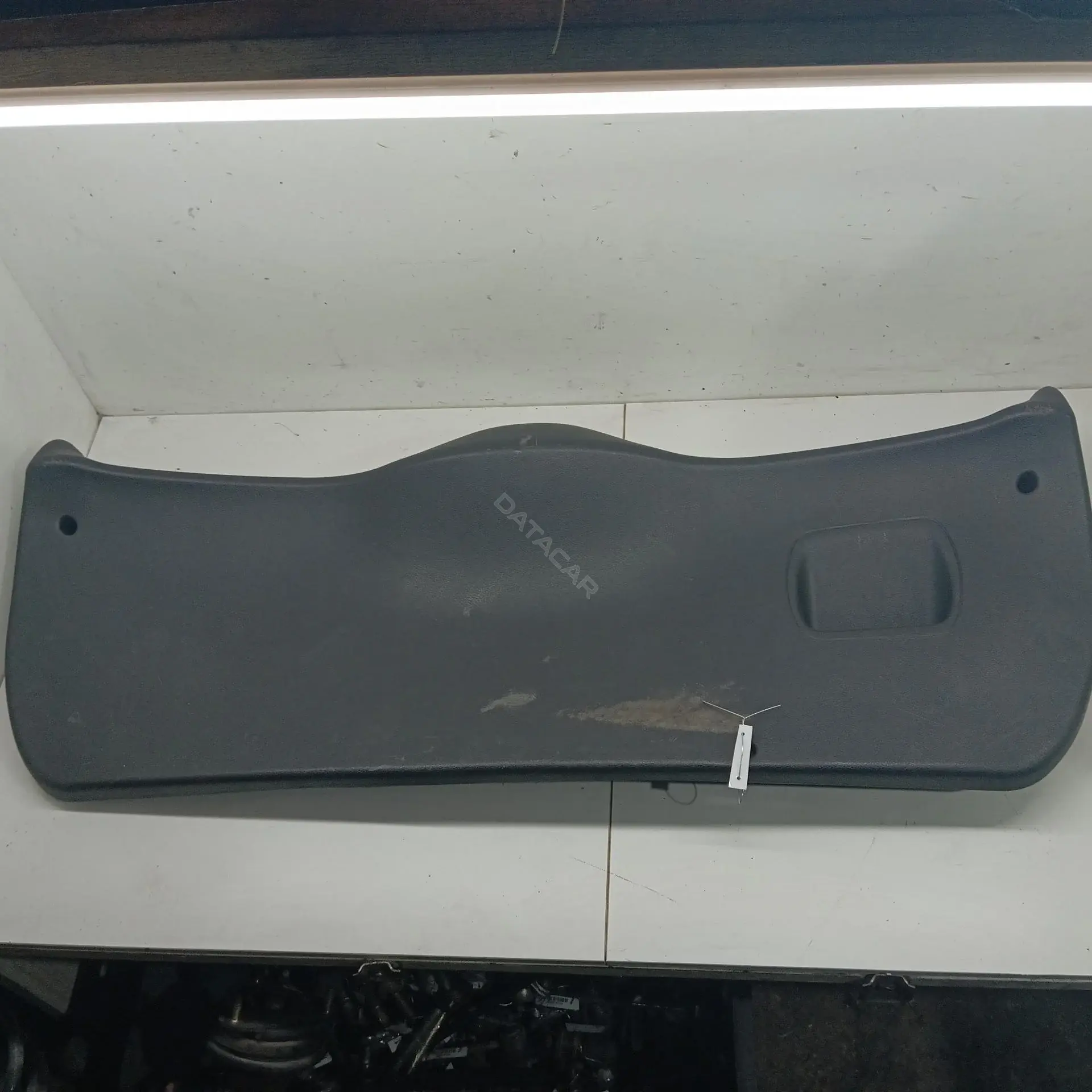 Обшивка крышки багажника 2S51B40706AEW