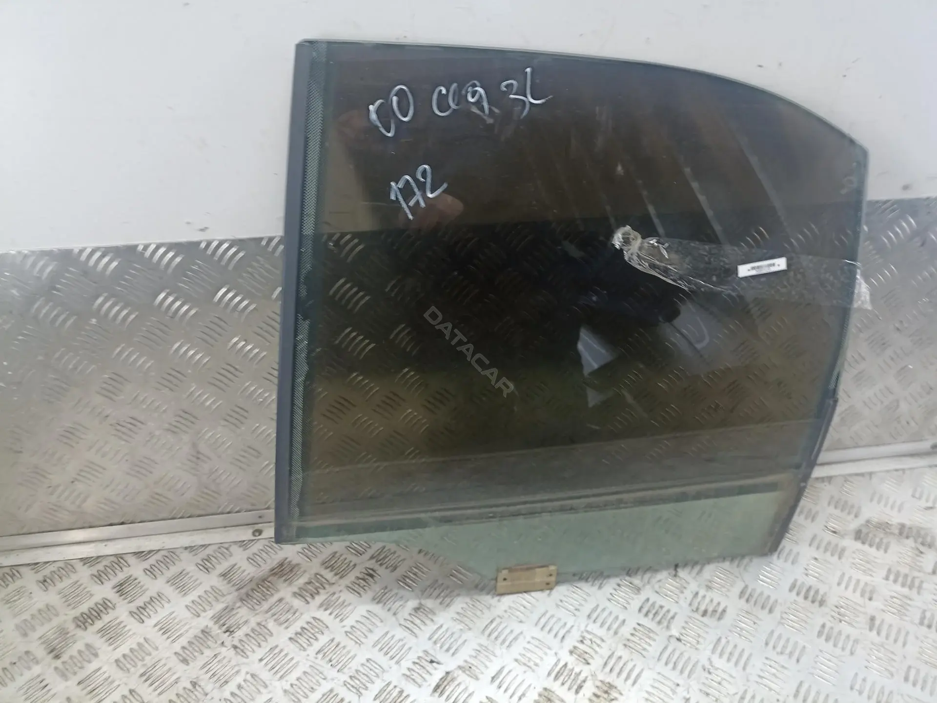 Стекло двери 55007172