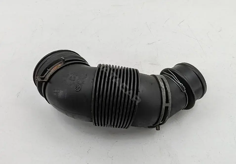 Патрубок воздушный 3D0129615Q