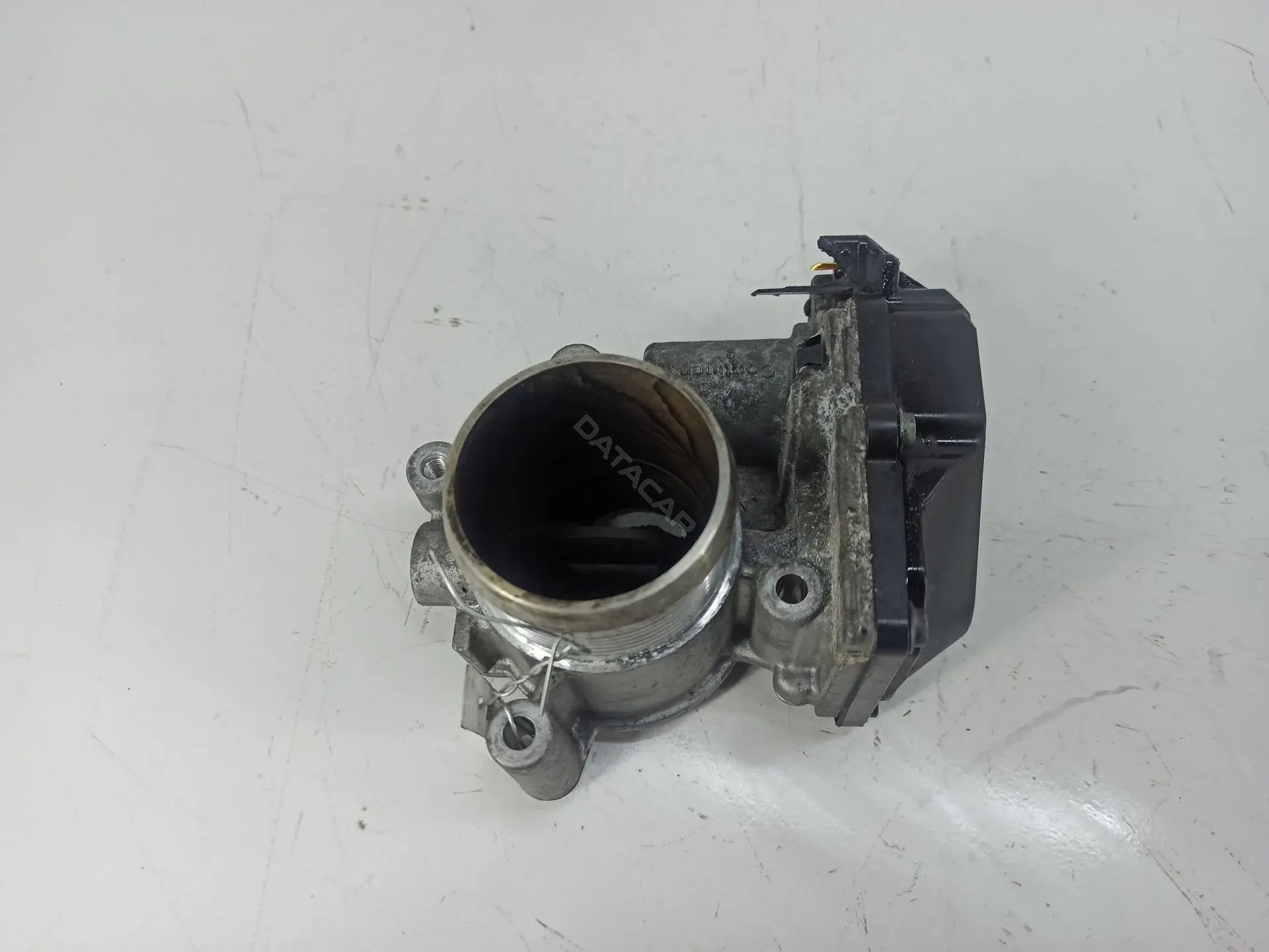 Дроссельная заслонка 03L128063R