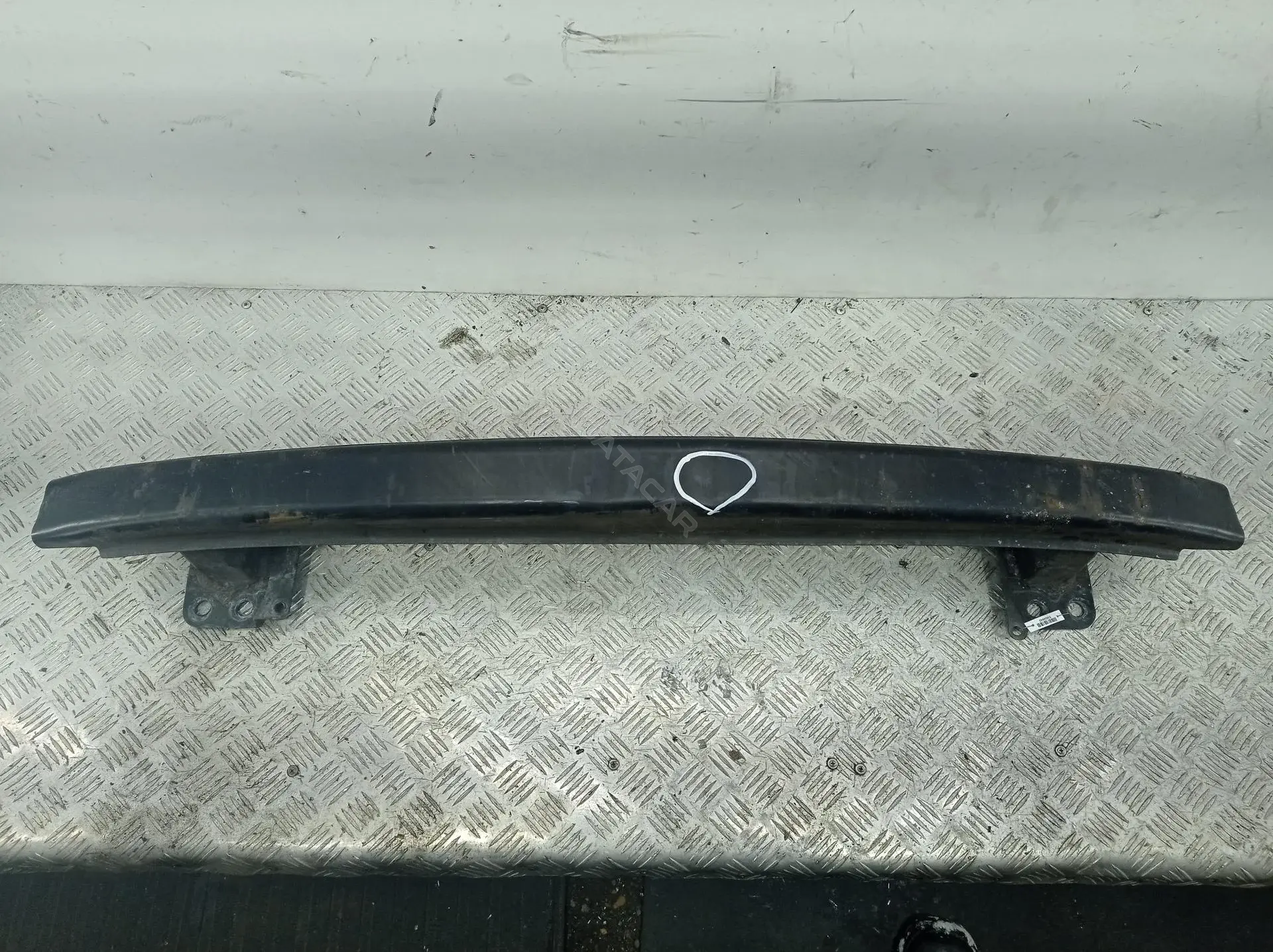 Усилитель бампера 6Q0807109C
